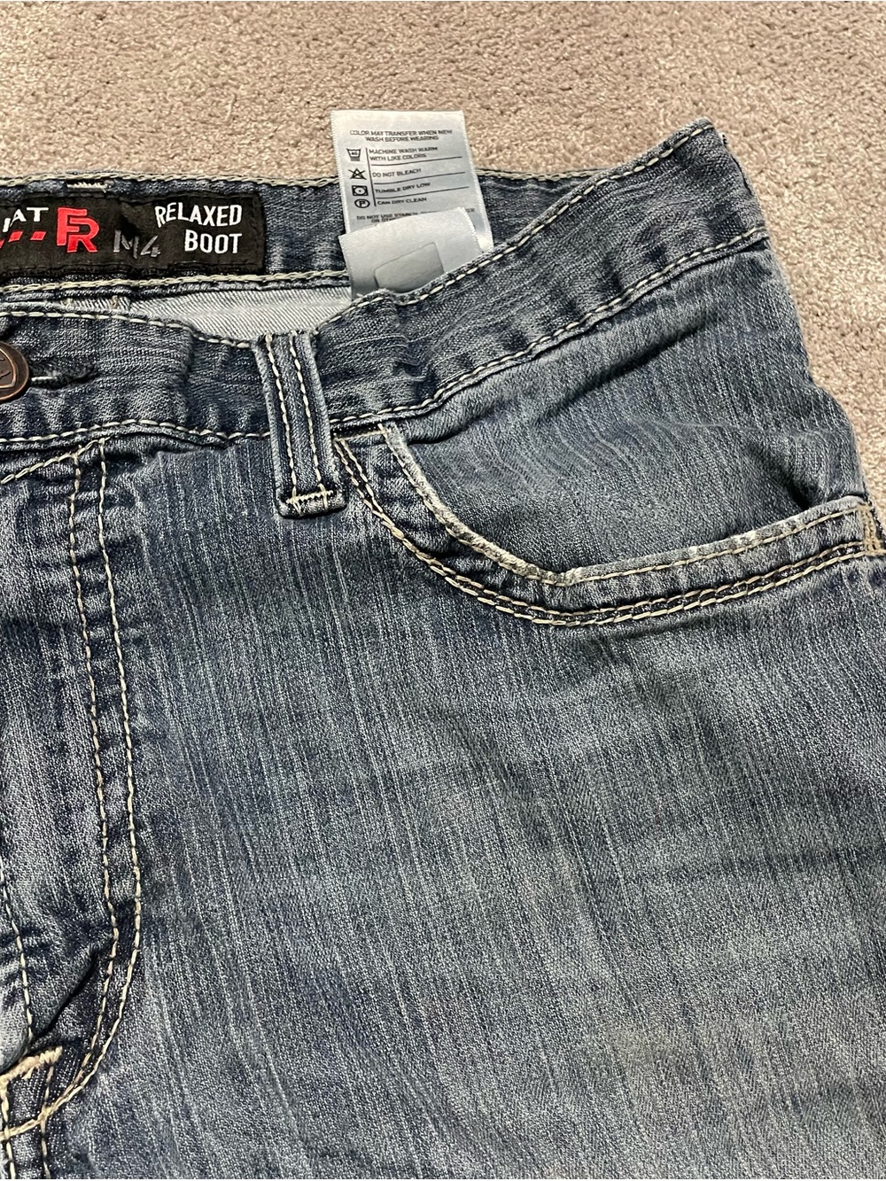 Ariat FR M4 Relaxed Boot Cut Jeans Mens 34x32 CAT 2 Resistant Stretch Work - Picture 7 of 16